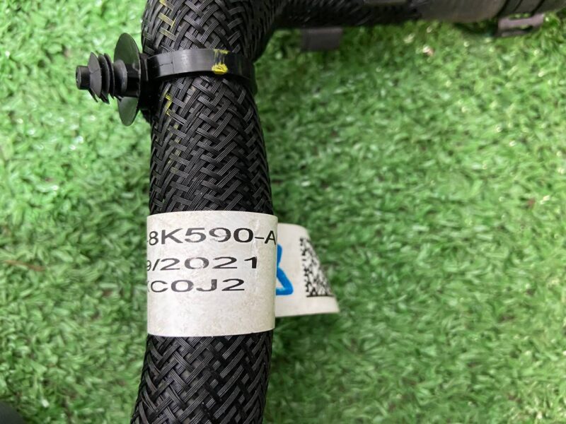 LR136428 Exhaust thermostat hose Range Rover Sport L494 (2014-2022) used cost 30 € in stock 1 pcs.
