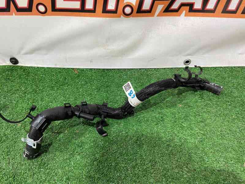 LR136428 Exhaust thermostat hose Range Rover Sport L494 (2014-2022) used cost 30 € in stock 1 pcs.