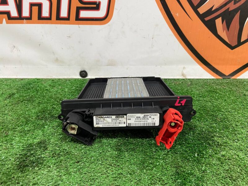 LR136597 Radiator heater Land Rover Discovery Sport L550 (2015-) Used - Image 12