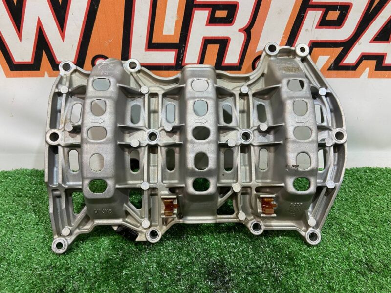 LR137476 Oil deflector in the pan Land Rover Discovery Sport L550 (2015-) used cost 100 € in stock 1 pcs.