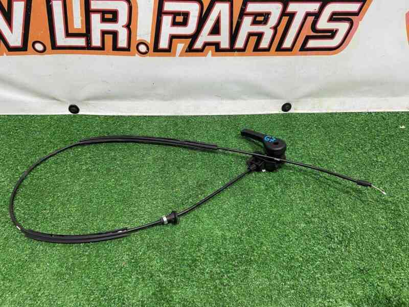 LR137552 Hood opening handle Range Rover Sport L494 (2014-2022) Used cost 4 € in stock 7 pcs.