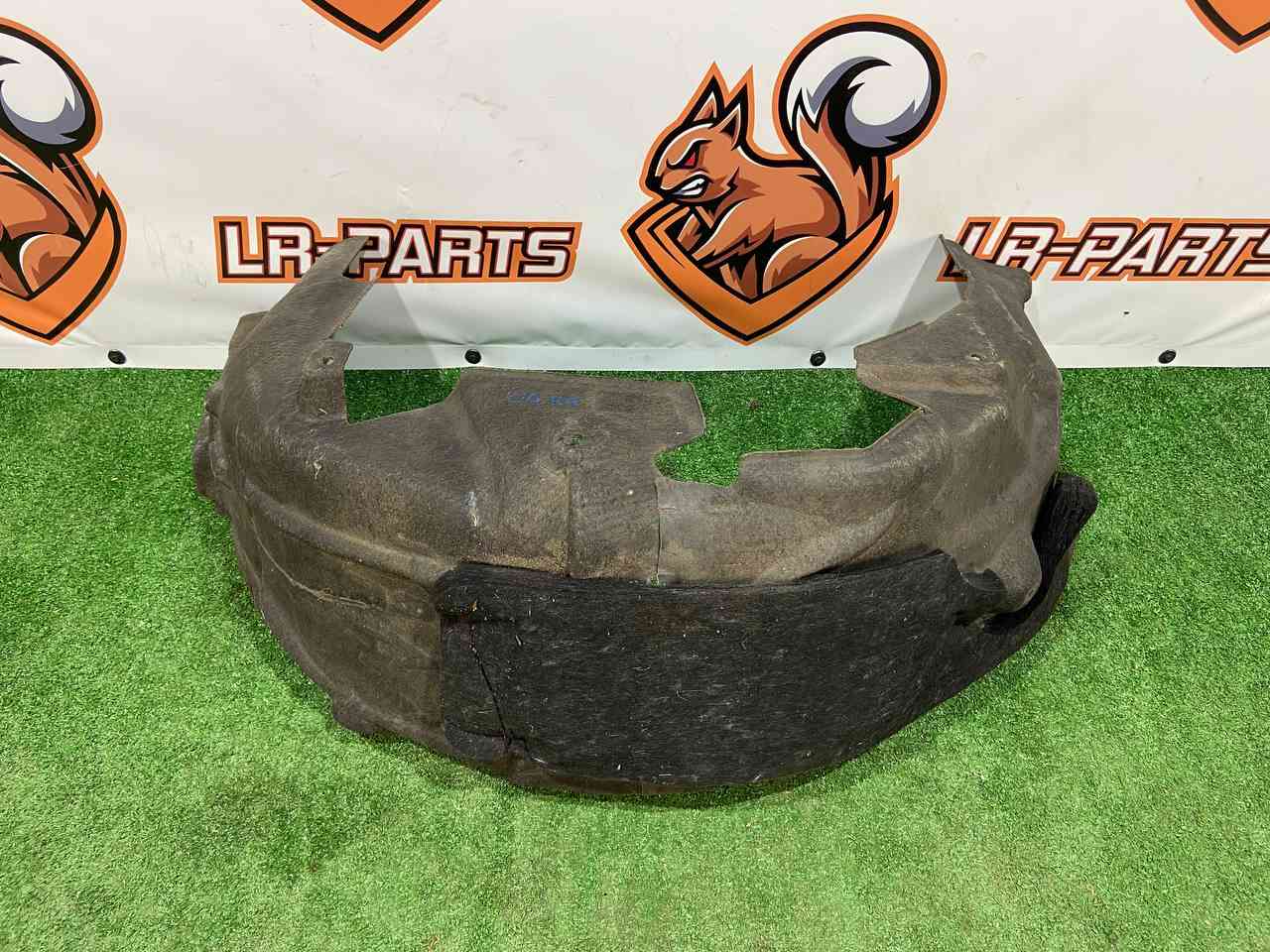 LR137568 Rear right fender Range Rover Velar L560 (2018-) Used cost 90 € in stock 1 pcs.