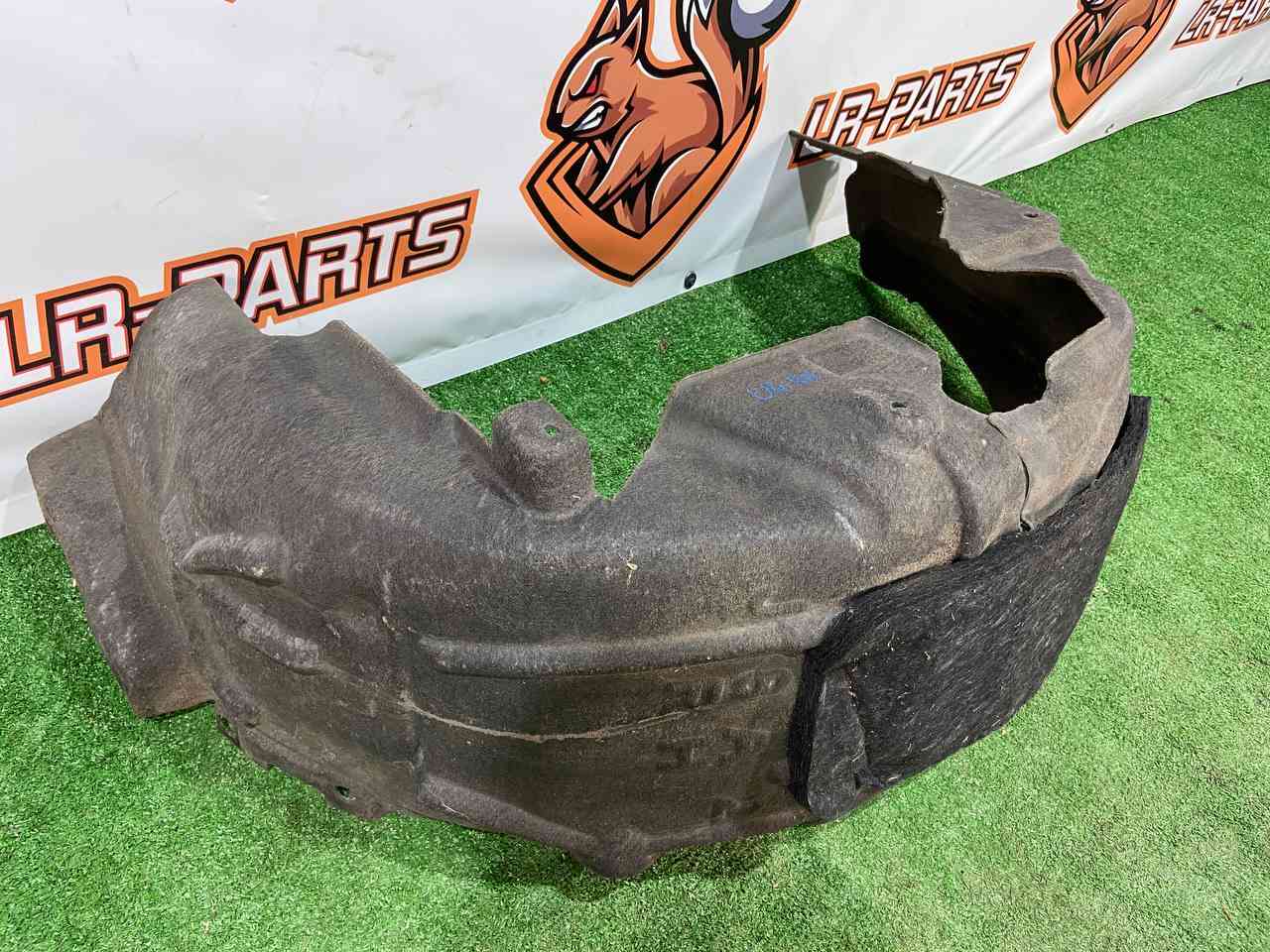 LR137568 Rear right fender Range Rover Velar L560 (2018-) Used cost 90 € in stock 1 pcs.