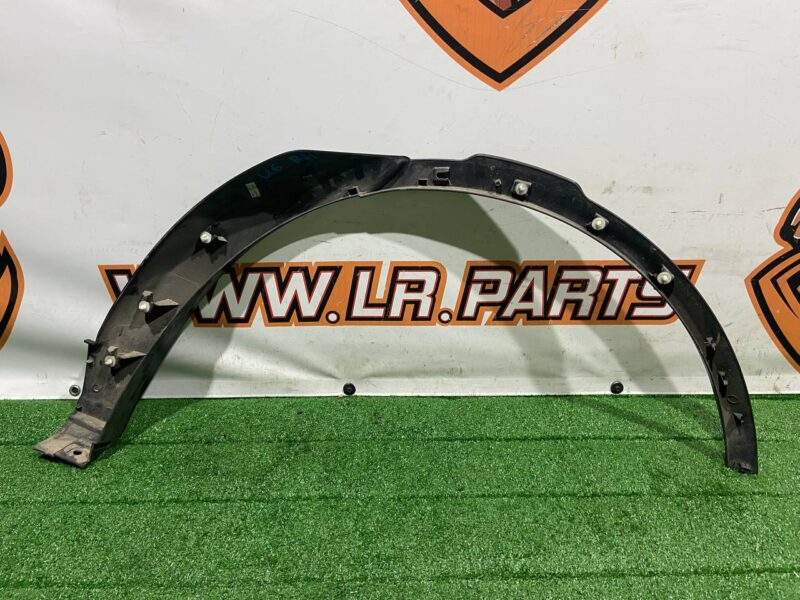 LR138492 Wheel arch fender molding rear right Land Rover Discovery 5 Used cost 42,5 € in stock 3 pcs.