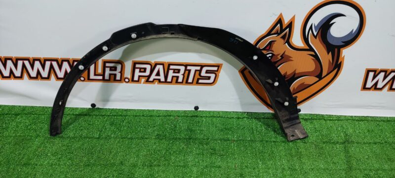 LR138493 Wheel arch fender molding rear left Land Rover Discovery 5 Used cost 37 € in stock 2 pcs.