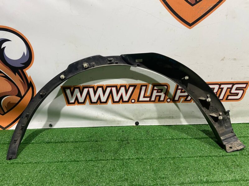 LR138493 Wheel arch fender molding rear left Land Rover Discovery 5 Used cost 37 € in stock 2 pcs.