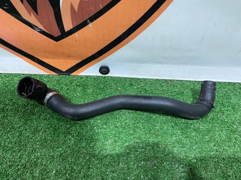 LR138823 Heater pipe Range Rover Sport L494 (2014-2022) used cost 50 € in stock 2 pcs.