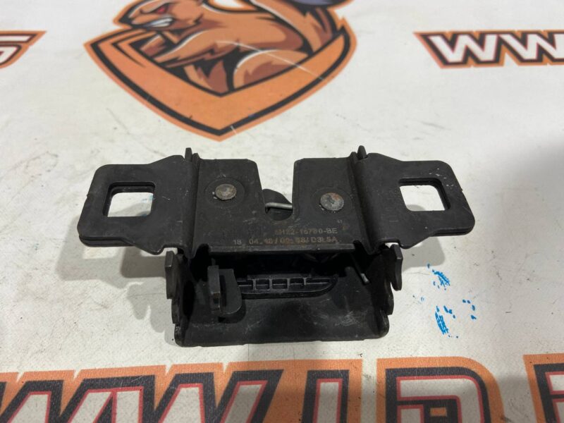 LR138825 Hood lock without sensor Land Rover Discovery Sport L550 (2015-) Used - Image 12