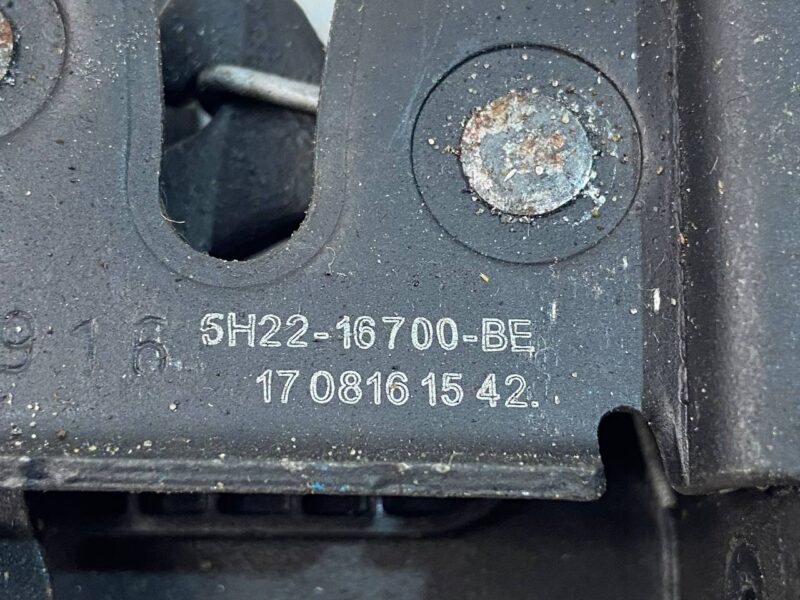 LR138825 Hood lock without sensor Land Rover Discovery Sport L550 (2015-) Used - Image 21