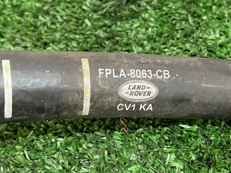 LR139398 Radiator Hose 3.0 Range Rover Sport L494 (2014-2022) Used cost 20 € in stock 8 pcs.