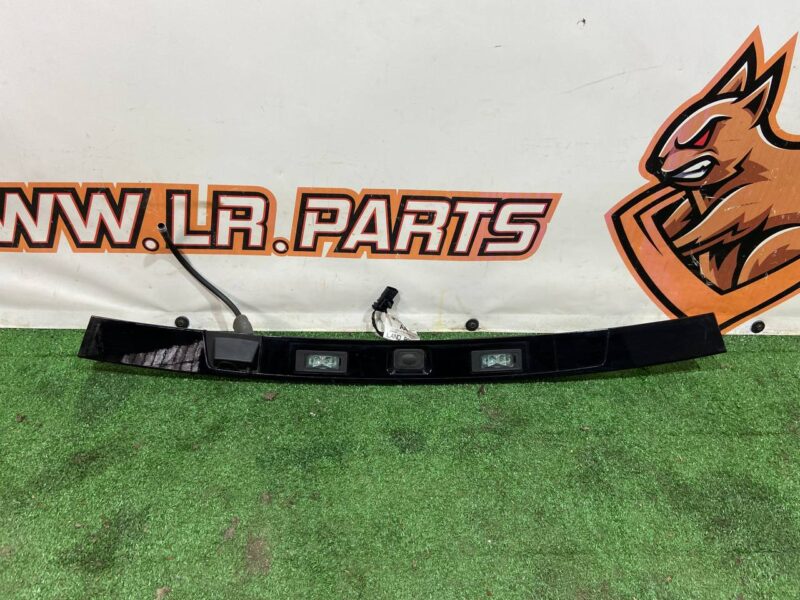 LR140175 Trunk lid molding Land Rover Discovery Sport L550 (2015-) Used cost 50 € in stock 1 pcs.