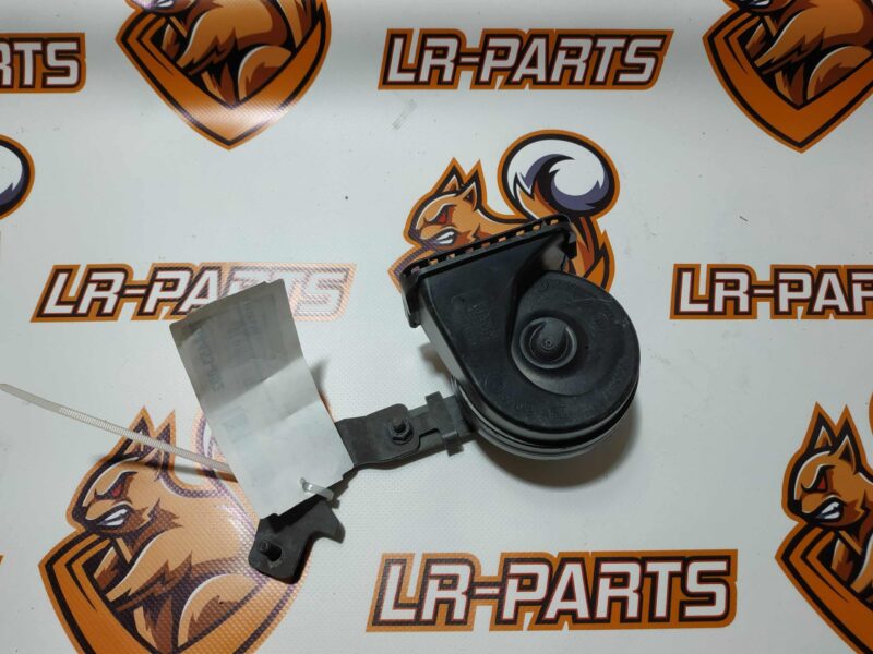 LR113221 Horn left Range Rover Velar L560 (2018-) Used cost 55 € in stock 4 pcs.