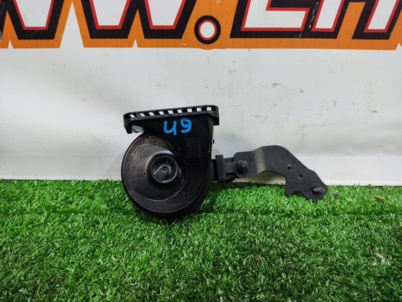 LR141011 Horn right Range Rover Velar L560 (2018-) Used cost 50 € in stock 12 pcs.