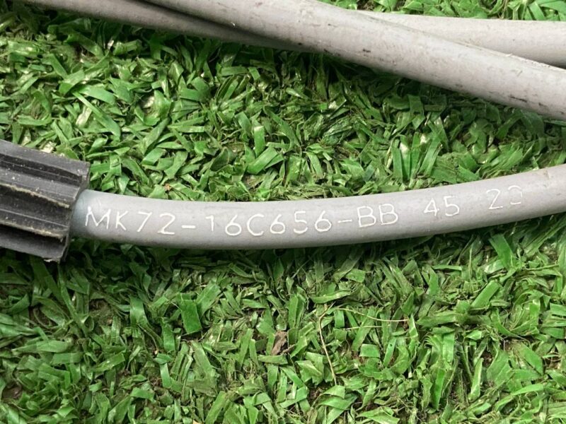 LR143413 Hood cable RHD Land Rover Discovery Sport L550 (2015-) used cost 25 € in stock 1 pcs.