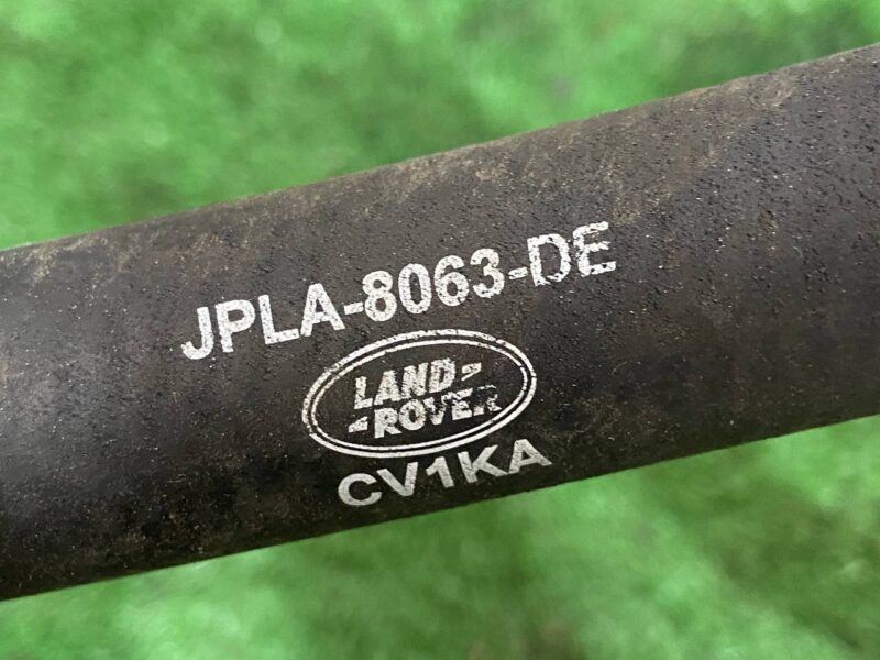 LR143443 Cooling pipe Range Rover Sport L494 (2014-2022) used cost 40 € in stock 1 pcs.