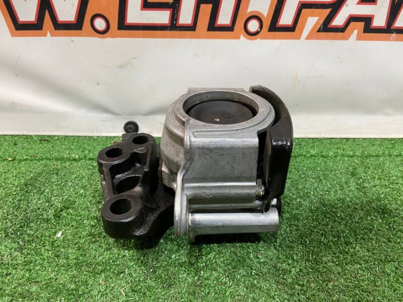 LR145275 Bracket automatic transmission Land Rover Discovery Sport L550 (2015-) used cost 80 € in stock 1 pcs.