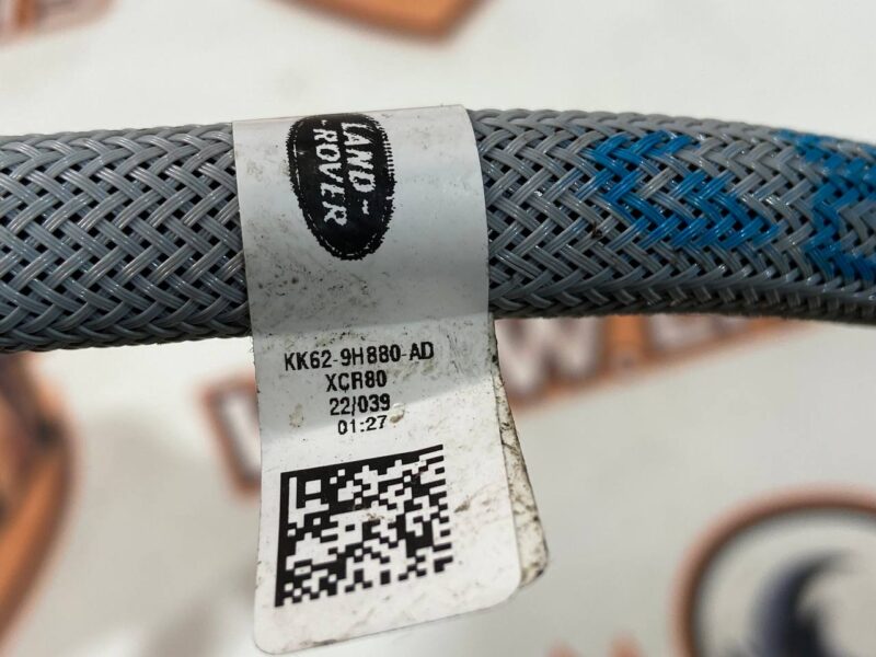 LR146143 Intercooler pipe to air intake hose Range Rover Sport L494 (2014-2022) used cost 30 € in stock 1 pcs.