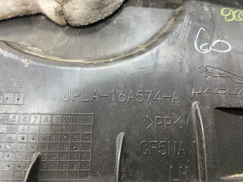 LR146223 Front left mudguard (front part) 2018- Range Rover Sport L494 (2014-2022) Used cost 67,5 € in stock 3 pcs.