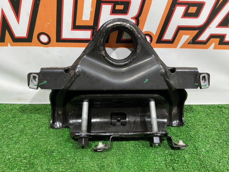 LR146622 Towing eye Range Rover Sport L494 used cost 50 € in stock 4 pcs.