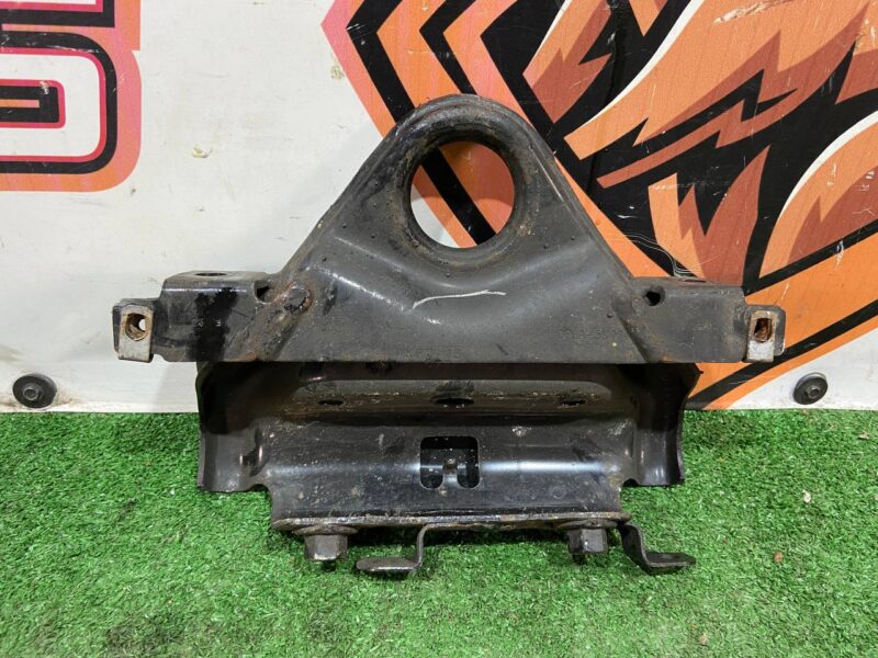 LR146622 Towing eye Range Rover Sport L494 used - Image 15