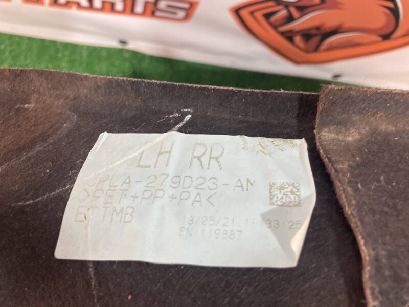 LR148258 Fender liner rear left Range Rover Sport L494 (2014-2022) Used cost 75 € in stock 1 pcs.