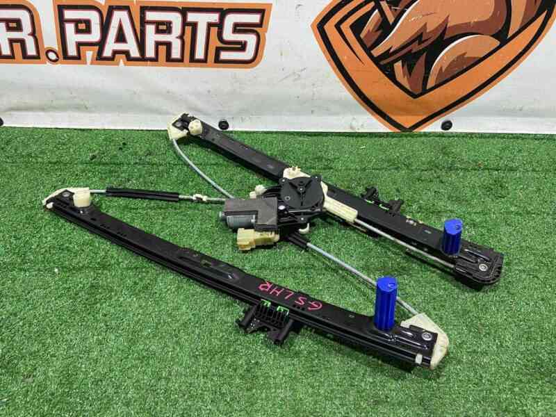 LR153960 Rear left door window regulator Land Rover Discovery 5 L462 (2017-) USED cost 140 € in stock 1 pcs.