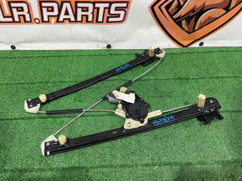 LR153961 Rear right electric window lift Range Rover L405 (2013-2021) Used cost 110 € in stock 1 pcs.