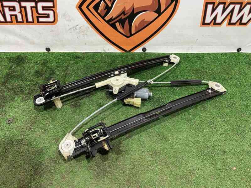 LR153962 Window lifter rear left electric.  Range Rover L405 (2013-2021) Used cost 150 € in stock 4 pcs.