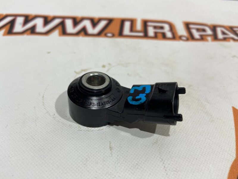 LR155116 Engine knock sensor Range Rover Sport L494 (2014-2022) used cost 40 € in stock 3 pcs.