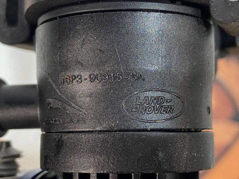 LR156719 Fuel pipe Range Rover Sport L494 (2014-2022) used cost 60 € in stock 2 pcs.