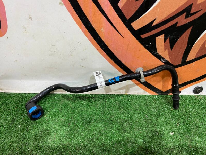 LR156719 Fuel pipe Range Rover Sport L494 (2014-2022) used cost 60 € in stock 2 pcs.