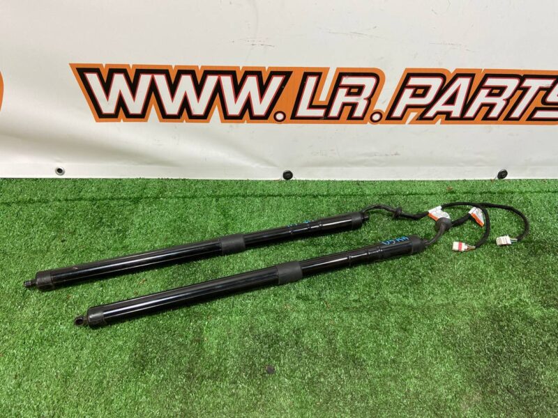 LR159595 Range Rover L405 (2013-2021) Trunk Lid Shock Absorber Used cost 125 € in stock 9 pcs.