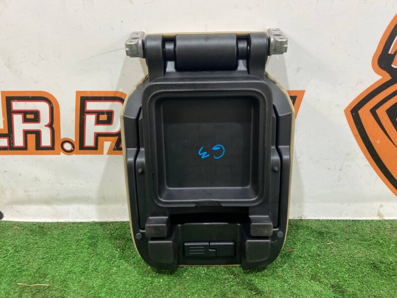 LR160025 Armrest Range Rover Sport L494 (2014-2022) used cost 200 € in stock 1 pcs.