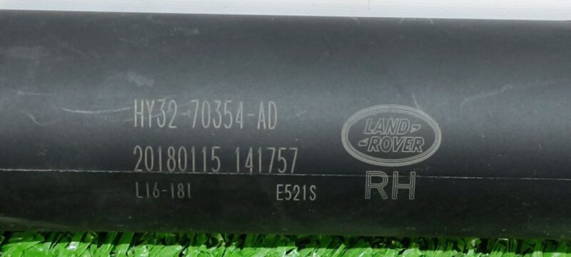 LR167022 Powered tailgate trunk strut right Land Rover Discovery 5 L462 used cost 120 € in stock 4 pcs.