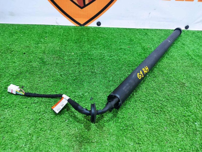 LR167022 Powered tailgate trunk strut right Land Rover Discovery 5 L462 used cost 120 € in stock 4 pcs.