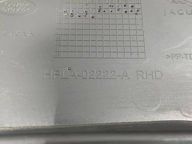 LR170724 Hood top panel cover right RANGE ROVER SPORT (L494) 2013- Used cost 25 € in stock 4 pcs.