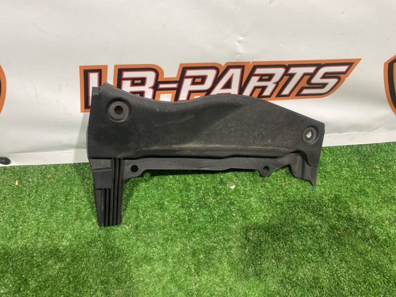 LR170724 Hood top panel cover right RANGE ROVER SPORT (L494) 2013- Used cost 25 € in stock 4 pcs.