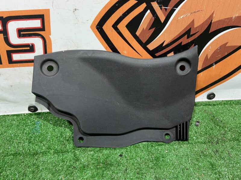 LR170725 The cover of the front panel of the hood left RANGE ROVER SPORT (L494) 2013- Used cost 25 € in stock 5 pcs.