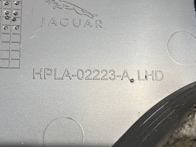 LR170725 The cover of the front panel of the hood left RANGE ROVER SPORT (L494) 2013- Used - Image 15