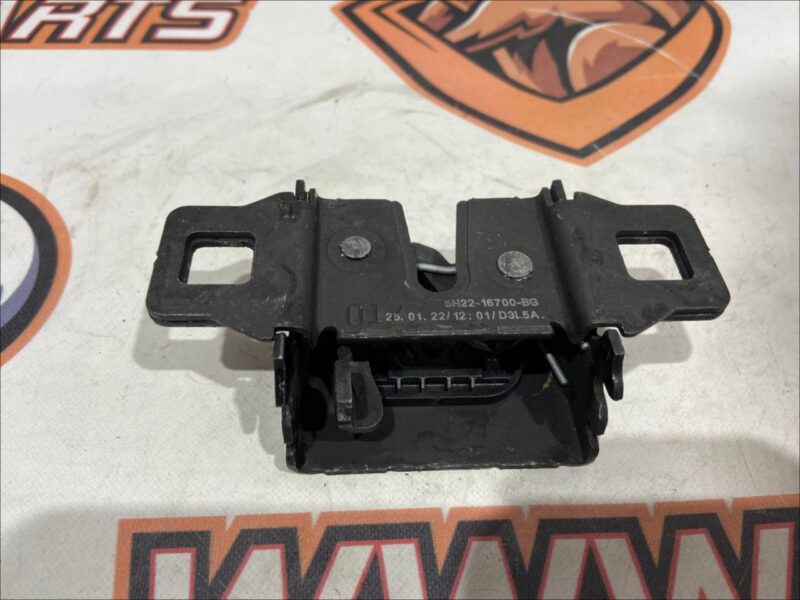 LR173840 Hood lock left Range Rover Sport L494 (2014-2022) used - Image 12