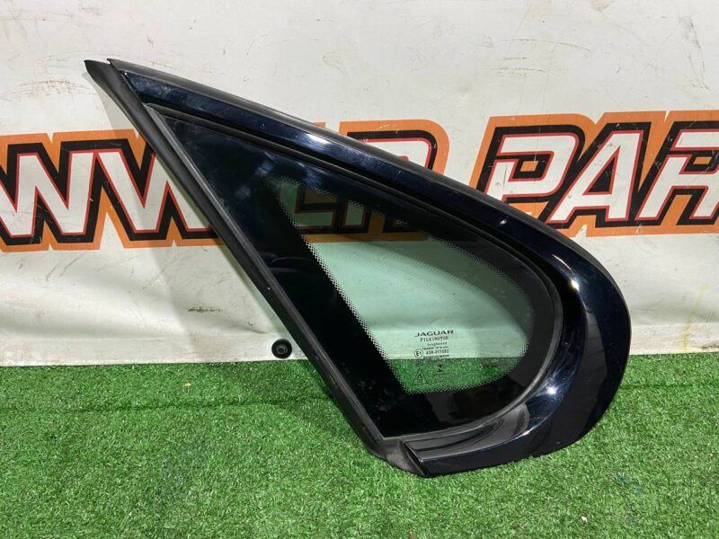T2H10767 Glass in the body side left rear Jaguar XF X260 (2015-) used cost 150 € in stock 1 pcs.