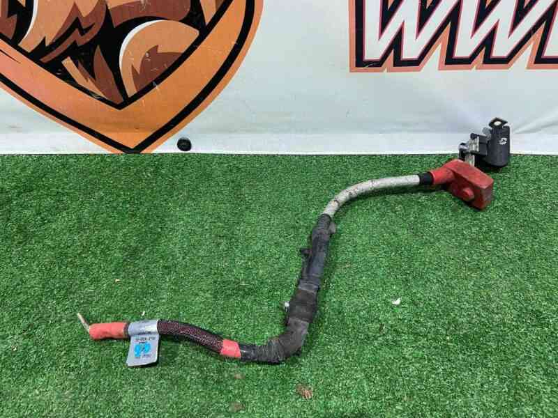 T2H13681 Alternator wire Jaguar F-Pace X761 (2017-) used cost 50 € in stock 2 pcs.