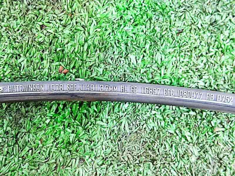 T2H17337 Brake Hose Rear Right Jaguar F-Pace X761 (2017-) Used cost 25 € in stock 1 pcs.