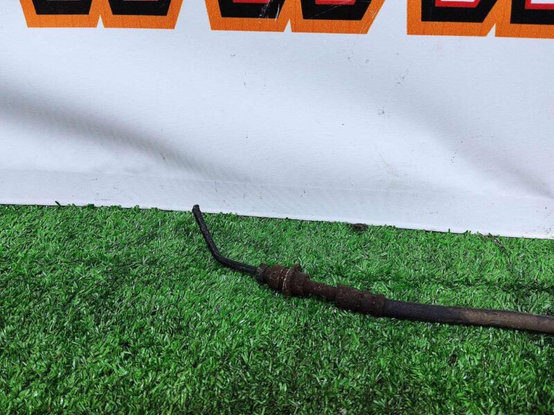 T2H17337 Brake Hose Rear Right Jaguar F-Pace X761 (2017-) Used cost 25 € in stock 1 pcs.