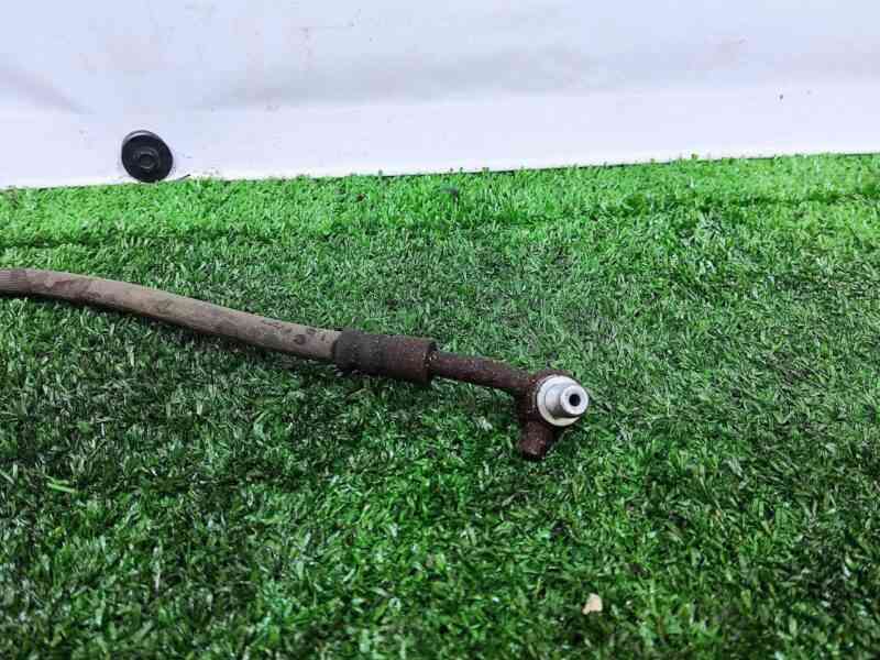 T2H17337 Brake Hose Rear Right Jaguar F-Pace X761 (2017-) Used cost 25 € in stock 1 pcs.