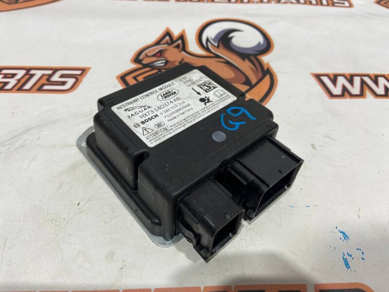 T2H37091 Airbag Jaguar F-Pace X761 (2017-) used control cost 130 € in stock 1 pcs.