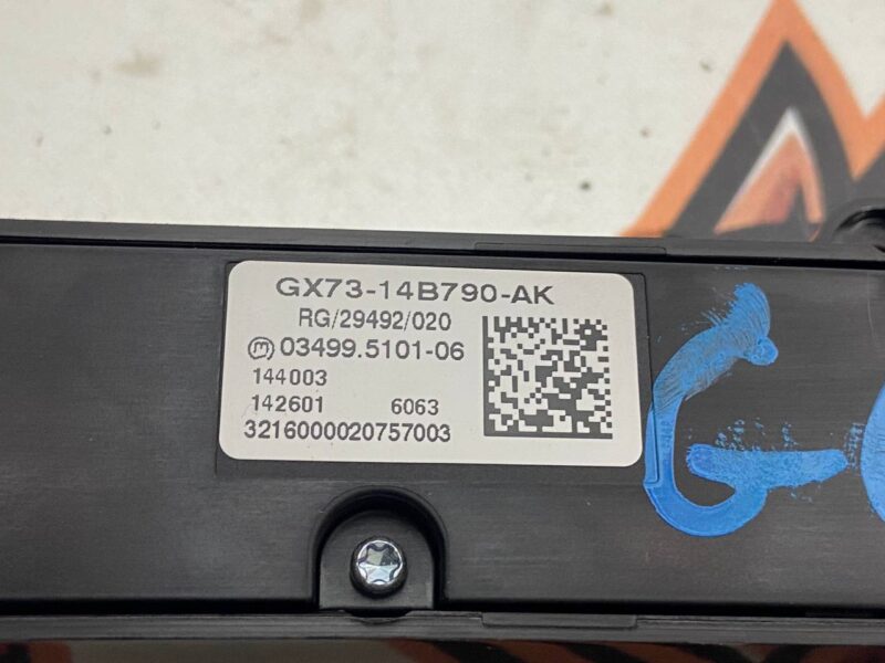 T2H19784 Start/Stop Switch, Stabilization, Driving Mode Jaguar F-Pace X761 (2017-) Used cost 50 € in stock 2 pcs.