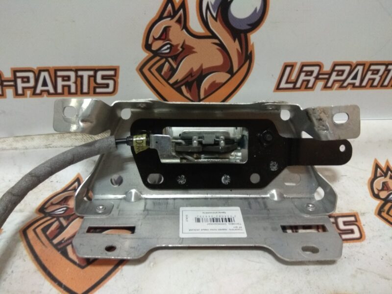 T2H19820 Rear shelf reinforcement left Jaguar XF X260 (2015-) used cost 30 € in stock 1 pcs.