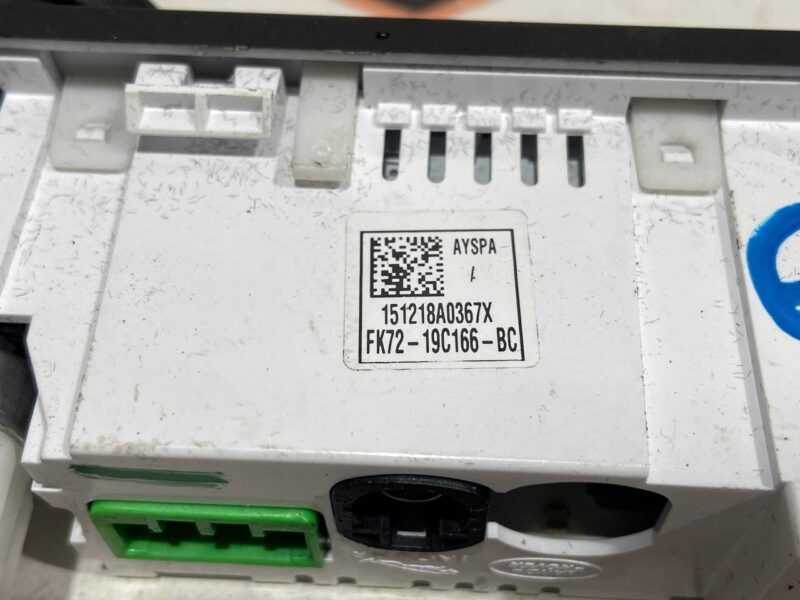 T2H22664 Jaguar F-Pace X761 Audio Interface (2017-) Used cost 40 € in stock 3 pcs.