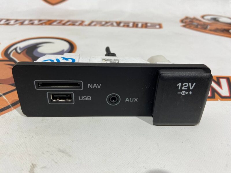 T2H22664 Jaguar F-Pace X761 Audio Interface (2017-) Used cost 40 € in stock 3 pcs.